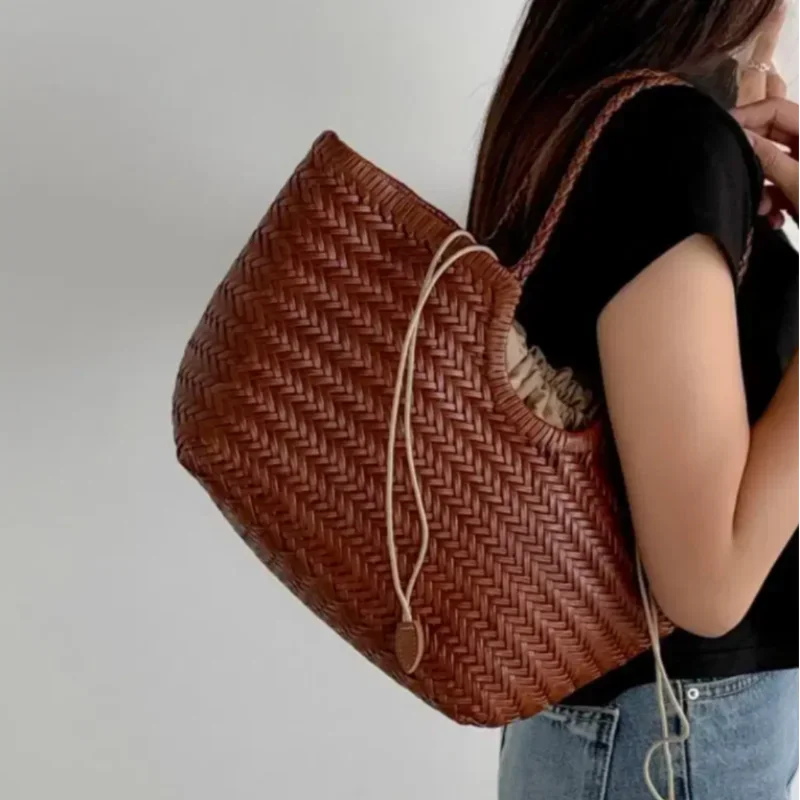 Brand Hand-woven Tote Bag French Genuine Leather Large Vegetable Basket Bag With Woven Inner Pocket Shoulder Underarm Tote Bag